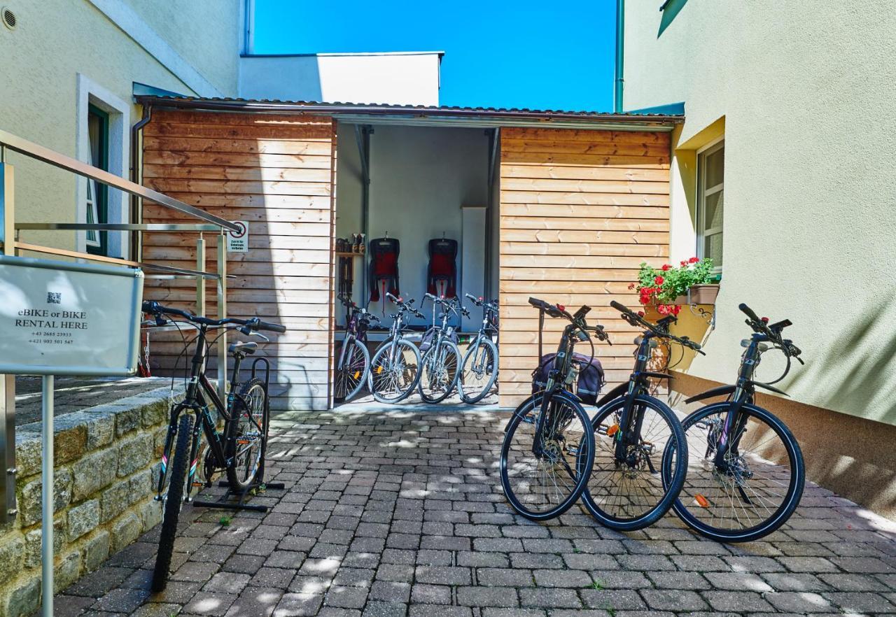 Pension Kral Rust Bagian luar foto